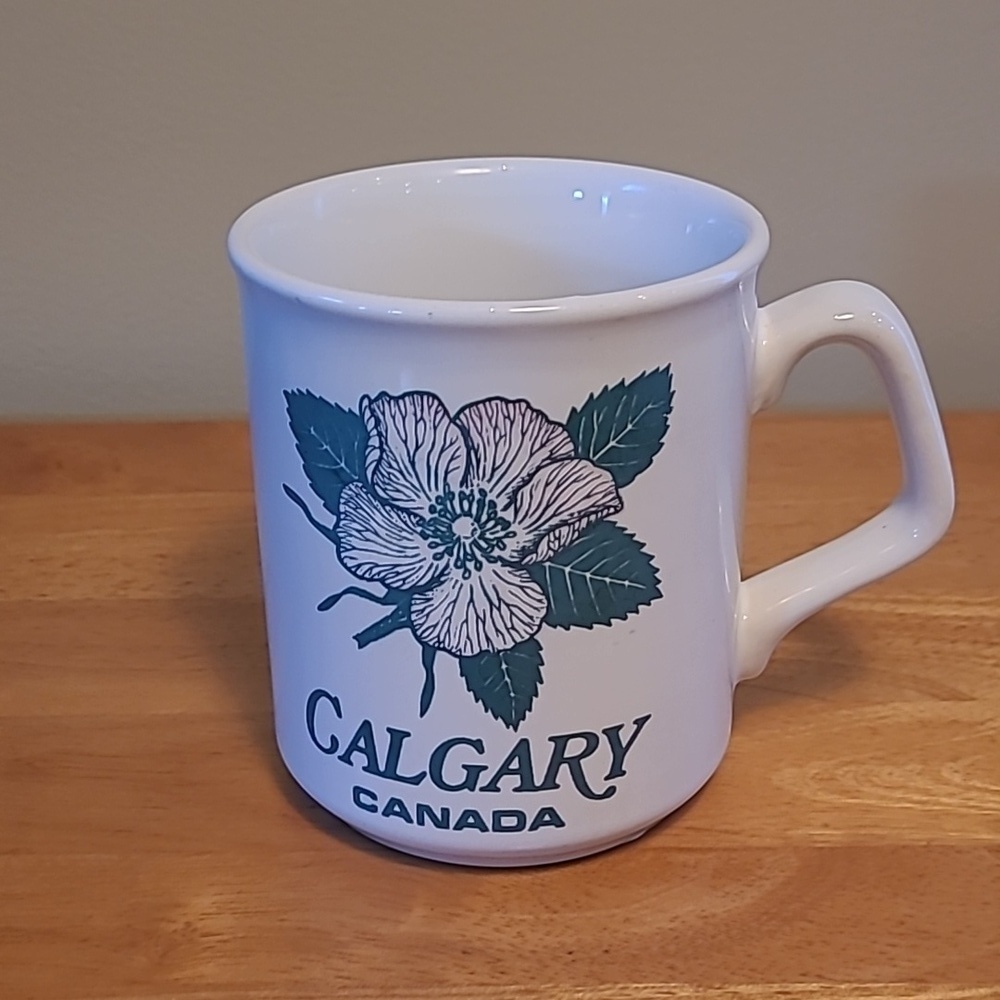 VINTAGE Calgary Canada Ceramic Mug, Made in England